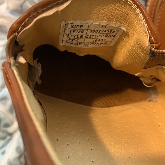 Men’s slip on dress shoes - Picture 3 of 5